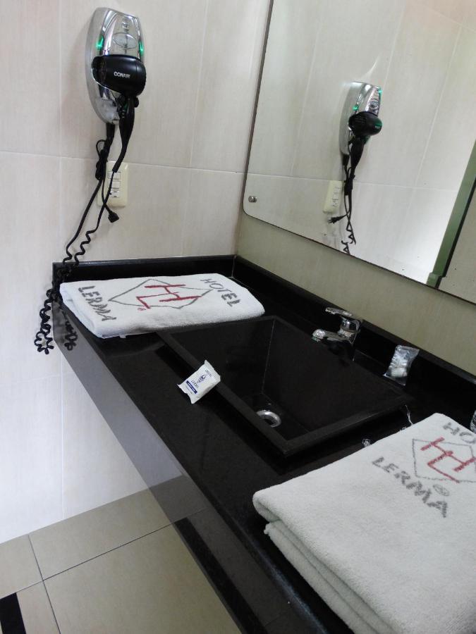 Hotel Lerma Лерма-де-Вильяда Экстерьер фото